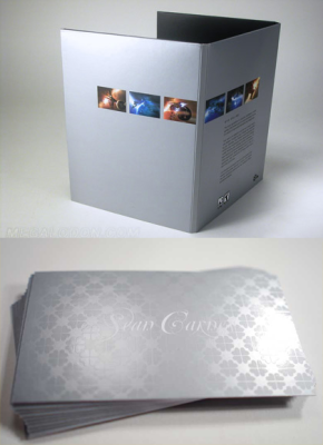 ОДИН ЗА ВСІХ І ВСІ ЗА ОДНОГО: ЧОТИРИ СТАНДАРТНІ БАРВИ (CMYK) І ОДИН МЕТАЛІЗОВАНИ ПАНТОН НА ВИБІР