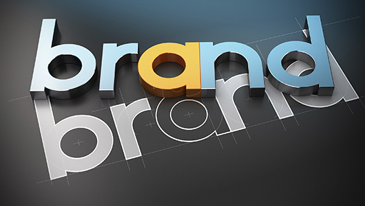 Почему вам стоит носить брендированную одежду?