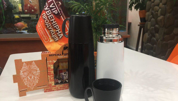 Стильна новинка! Термоси