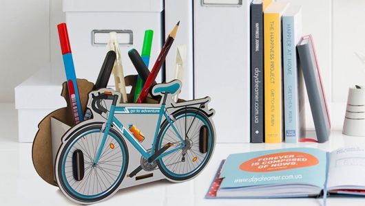 Яскрава канцелярія: як перетворити робоче місце до літа