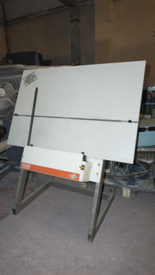 Утройство прибивки отверстий Bacher Control 2000 для быстрозажимных планок